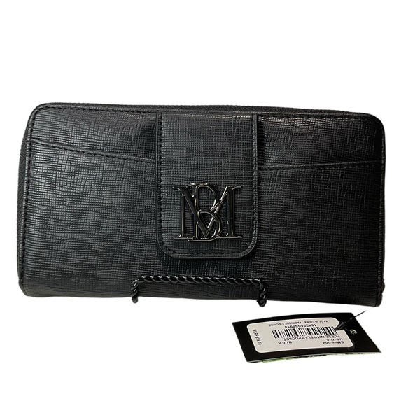 Badgley Mischka Handbags - Badgley Mischka Black Textured Vegan Leather Wallet with Flap Pocket